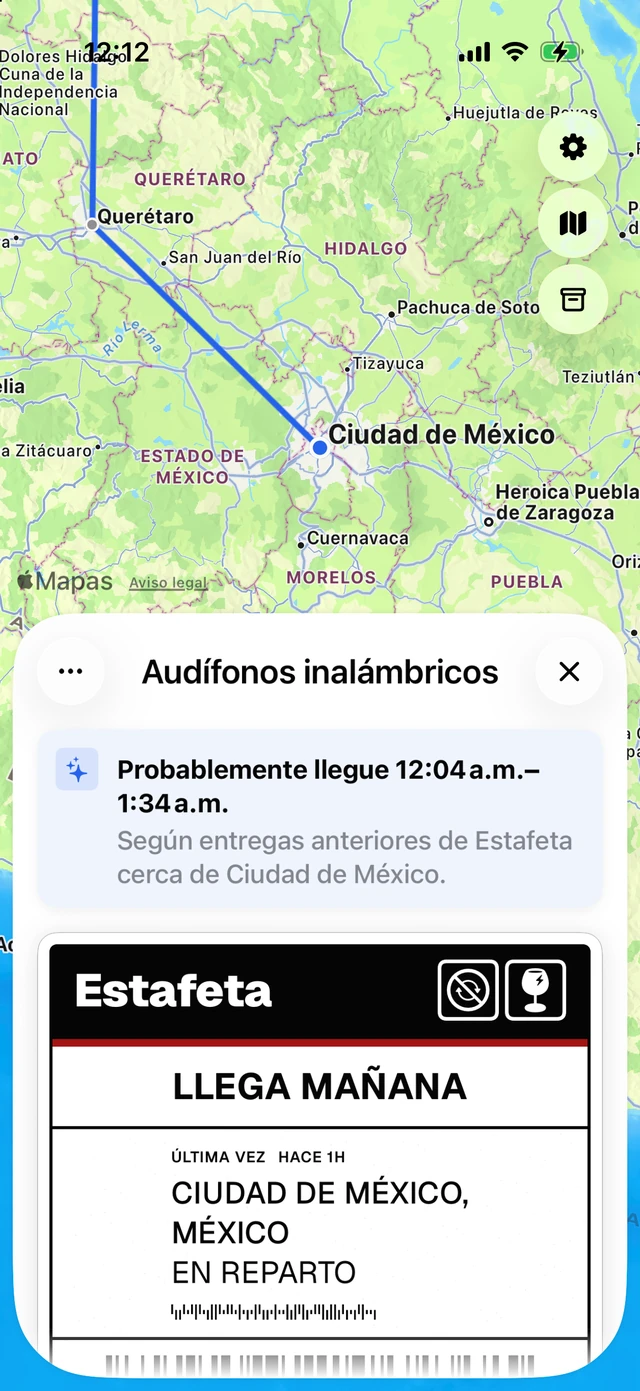 La pantalla de detalle de un paquete que predice la llegada entre la 1:49 y las 3:19 p.m., arriba de la guía y su ruta en el mapa